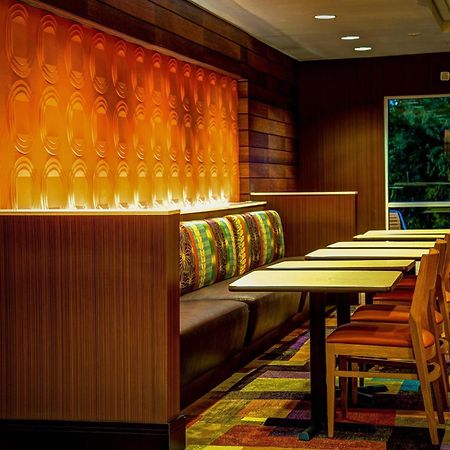 Fairfield Inn & Suites By Marriott Montgomery Airport Hope Hull Ресторант снимка