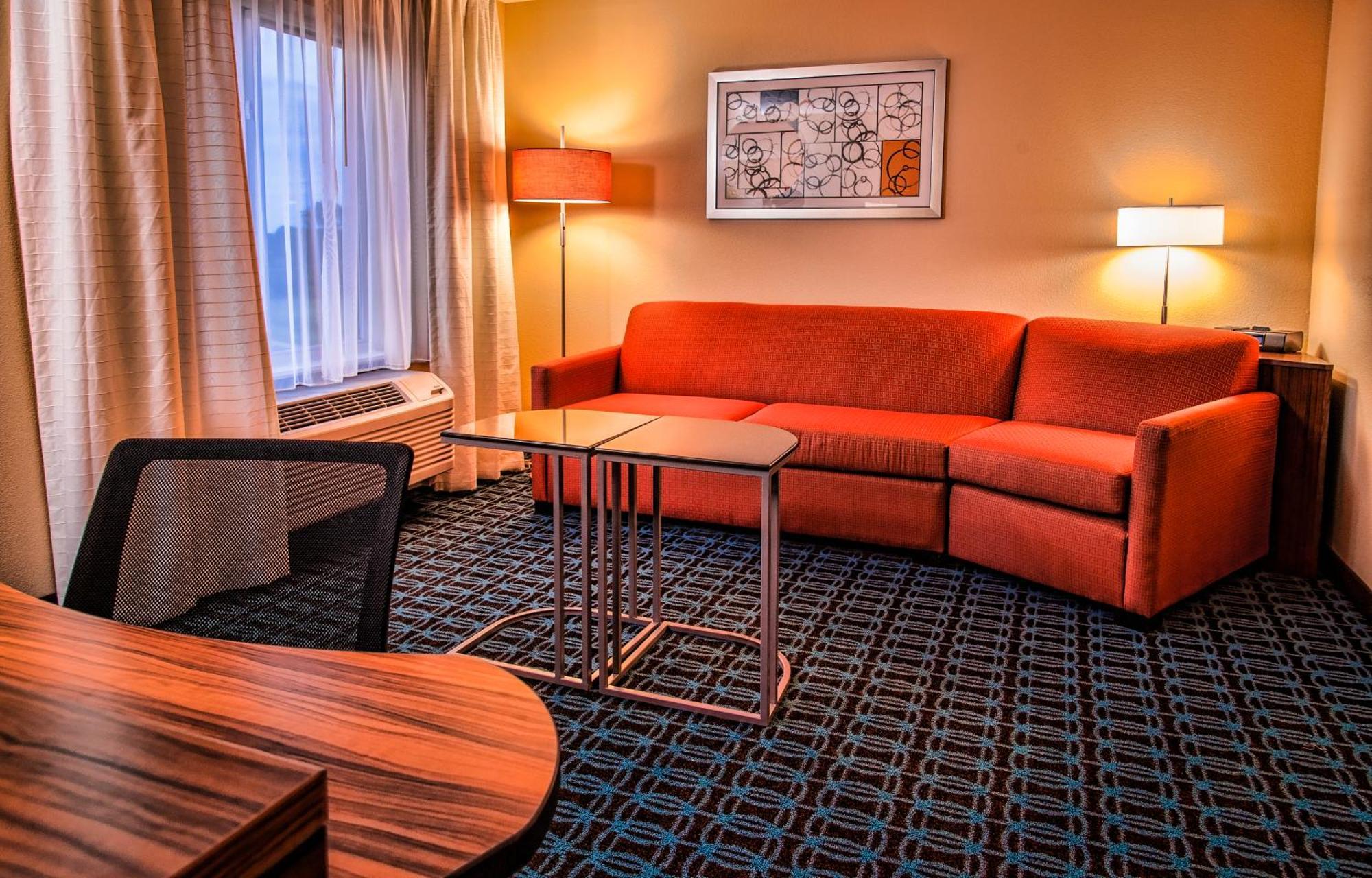 Fairfield Inn & Suites By Marriott Montgomery Airport Hope Hull Екстериор снимка