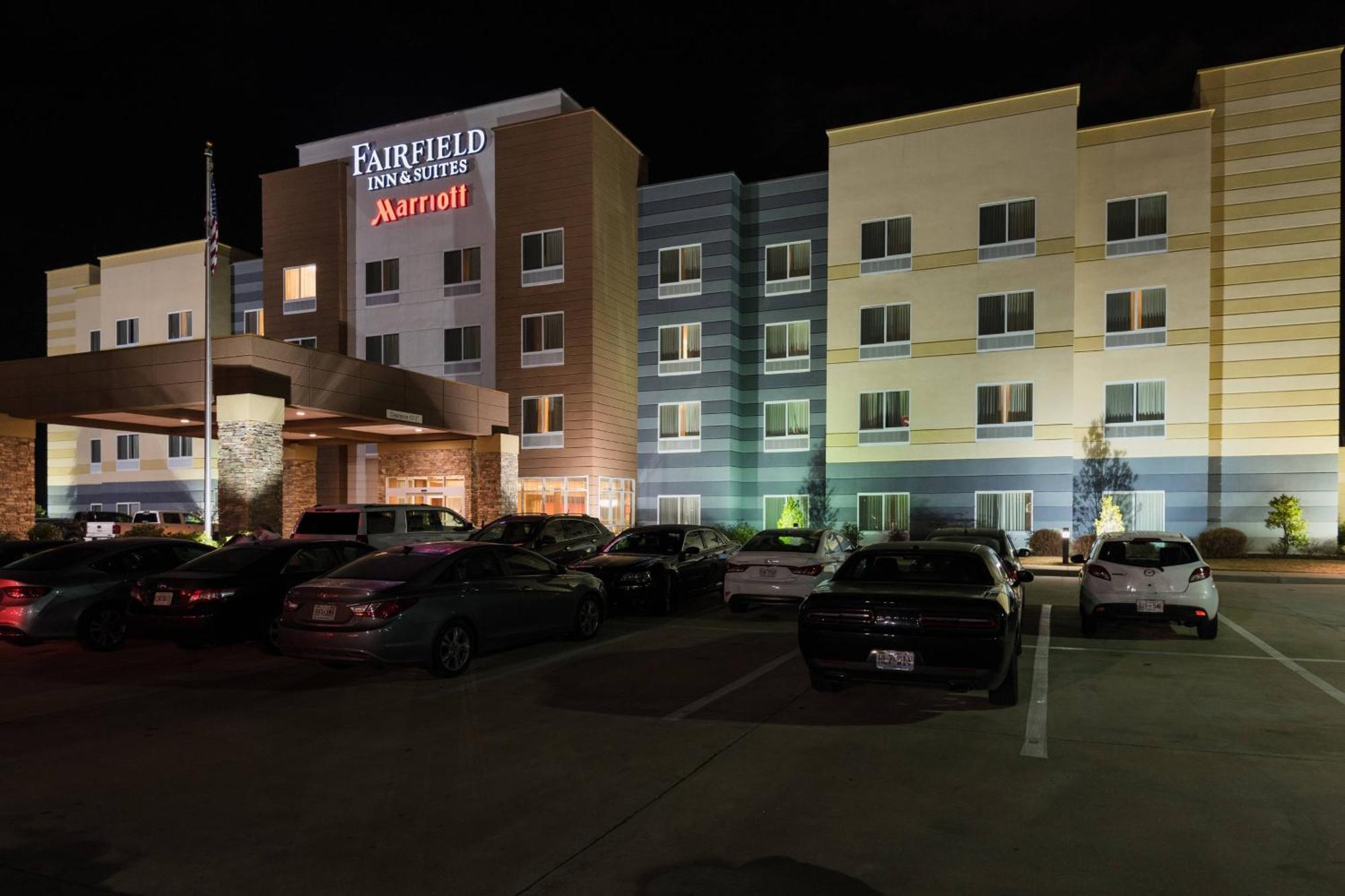 Fairfield Inn & Suites By Marriott Montgomery Airport Hope Hull Екстериор снимка